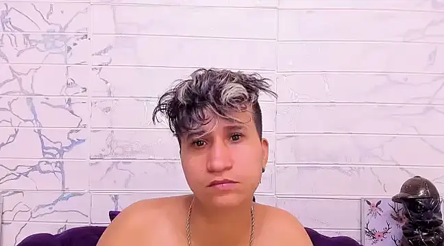 Snapshot of Im_Milan_Rs chatting on 02/20/25, 10:05 Im Milan Rs online show from 02/20/25, 10:05