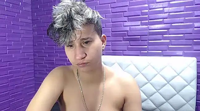 Snapshot of Im_Milan_Rs chatting on 02/21/25, 12:38 Im Milan Rs online show from 02/21/25, 12:38