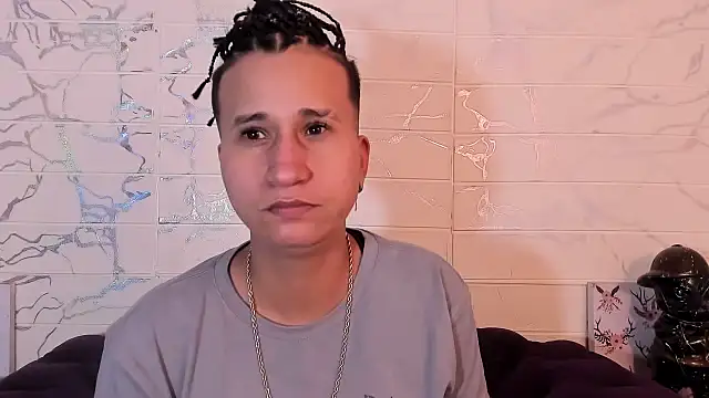 Snapshot of Im_Milan_Rs chatting on 02/23/25, 06:39 Im Milan Rs online show from 02/23/25, 06:39