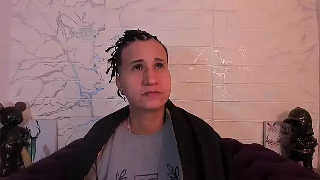 Snapshot of Im_Milan_Rs chatting on 02/23/25, 09:44 Im Milan Rs online show from 02/23/25, 09:44