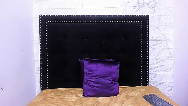 Snapshot of Im_Milan_Rs chatting on 02/26/25, 09:53 Im Milan Rs online show from 02/26/25, 09:53