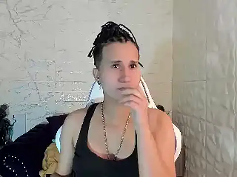 Snapshot of Im_Milan_Rs chatting on 02/28/25, 03:48 Im Milan Rs online show from 02/28/25, 03:48