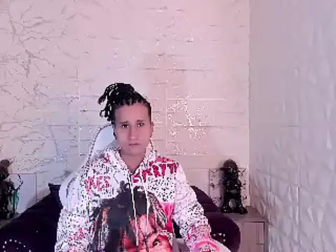 Snapshot of Im_Milan_Rs chatting on 02/28/25, 07:56 Im Milan Rs online show from 02/28/25, 07:56