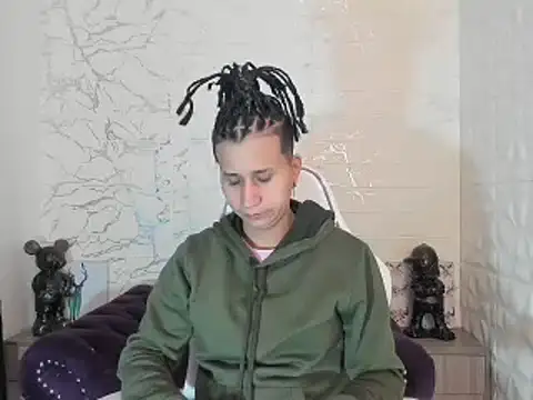 Snapshot of Im_Milan_Rs chatting on 03/02/25, 12:09 Im Milan Rs online show from 03/02/25, 12:09