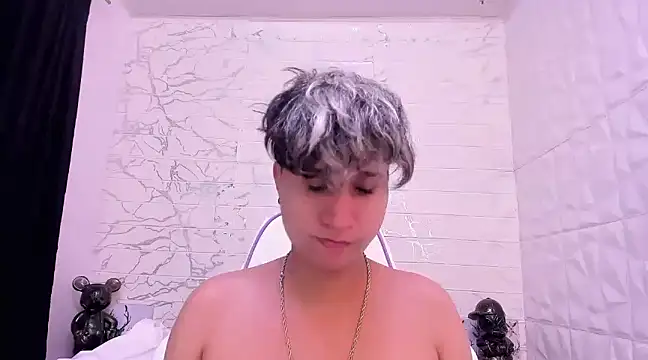 Snapshot of Im_Milan_Rs chatting on 03/05/25, 03:08 Im Milan Rs online show from 03/05/25, 03:08