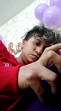 Snapshot of Im_Milan_Rs chatting on 03/11/25, 06:10 Im Milan Rs online show from 03/11/25, 06:10