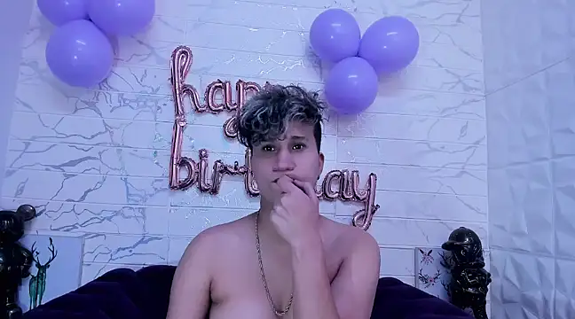 Snapshot of Im_Milan_Rs chatting on 03/11/25, 09:13 Im Milan Rs online show from 03/11/25, 09:13