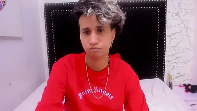 Snapshot of Im_Milan_Rs chatting on 03/12/25, 04:41 Im Milan Rs online show from 03/12/25, 04:41