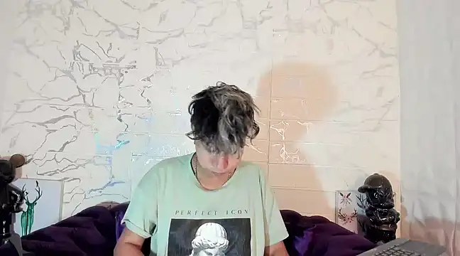 Snapshot of Im_Milan_Rs chatting on 03/14/25, 01:59 Im Milan Rs online show from 03/14/25, 01:59