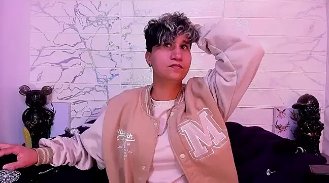 Snapshot of Im_Milan_Rs chatting on 03/20/25, 07:14 Im Milan Rs online show from 03/20/25, 07:14