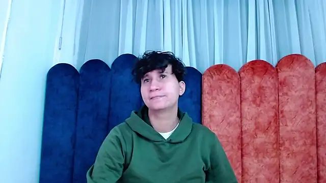 Snapshot of Im_Milan_Rs chatting on 09/25/25, 02:48 Im Milan Rs online show from 09/25/25, 02:48