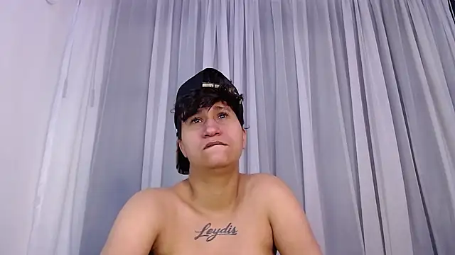 Snapshot of Im_Milan_Rs chatting on 10/01/25, 03:23 Im Milan Rs online show from 10/01/25, 03:23