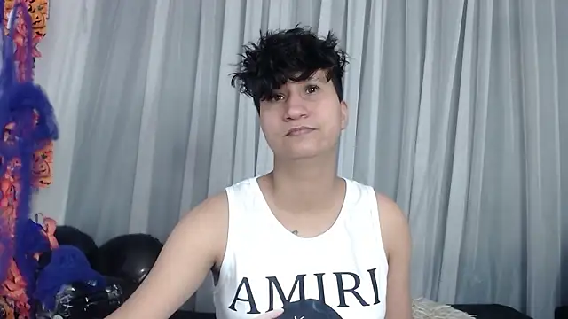 Snapshot of Im_Milan_Rs chatting on 11/02/25, 03:31 Im Milan Rs online show from 11/02/25, 03:31