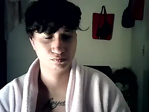 Snapshot of Im_Milan_Rs chatting on 11/25/25, 01:33 Im Milan Rs online show from 11/25/25, 01:33