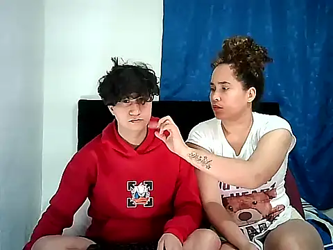 Snapshot of Im_Milan_Rs chatting on 11/30/25, 01:31 Im Milan Rs online show from 11/30/25, 01:31