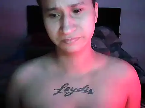 Snapshot of Im_Milan_Rs chatting on 12/15/25, 04:28 Im Milan Rs online show from 12/15/25, 04:28