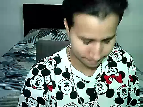 Snapshot of Im_Milan_Rs chatting on 12/15/25, 06:12 Im Milan Rs online show from 12/15/25, 06:12