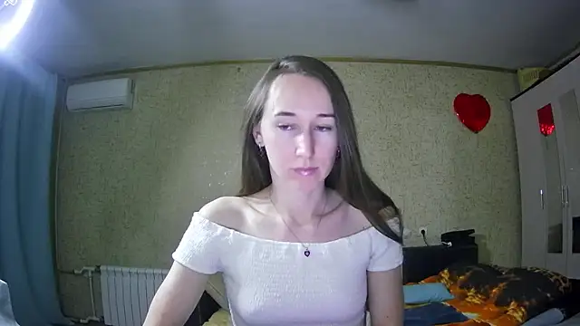 Snapshot of --Model--2 chatting on 12/09/24, 11:24 --Model--2 online show from 12/09/24, 11:24