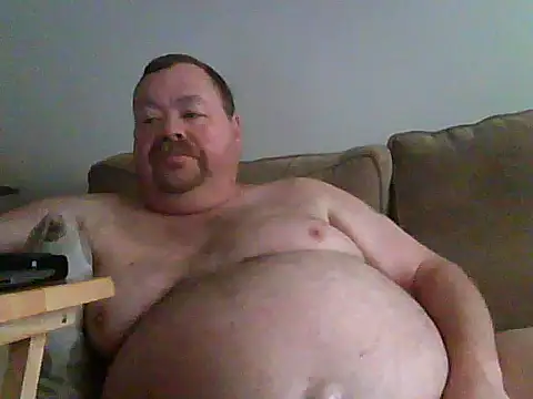 Snapshot of hitman_35 chatting on 11/05/25, 05:57 hitman 35 online show from 11/05/25, 05:57