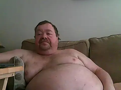 Snapshot of hitman_35 chatting on 02/03/26, 10:04 hitman 35 online show from 02/03/26, 10:04