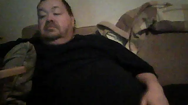 Snapshot of hitman_35 chatting on 02/25/26, 08:02 hitman 35 online show from 02/25/26, 08:02