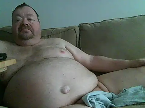 Snapshot of hitman_35 chatting on 04/02/26, 03:31 hitman 35 online show from 04/02/26, 03:31