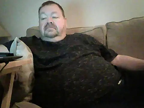 Snapshot of hitman_35 chatting on 04/03/26, 05:49 hitman 35 online show from 04/03/26, 05:49