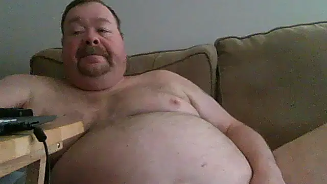 Snapshot of hitman_35 chatting on 04/20/26, 06:20 hitman 35 online show from 04/20/26, 06:20