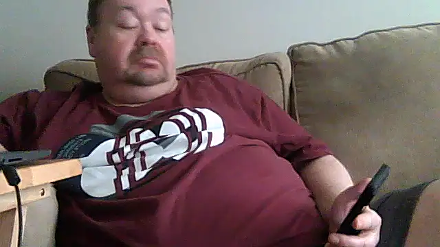 Snapshot of hitman_35 chatting on 04/22/26, 08:21 hitman 35 online show from 04/22/26, 08:21