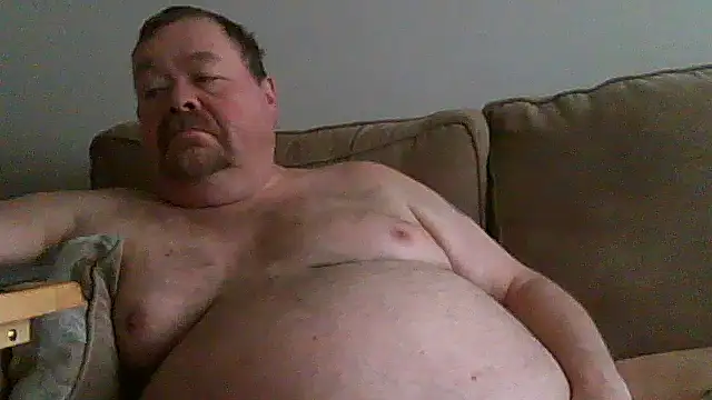 Snapshot of hitman_35 chatting on 04/23/26, 07:27 hitman 35 online show from 04/23/26, 07:27