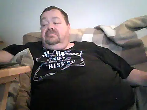 Snapshot of hitman_35 chatting on 04/27/26, 03:48 hitman 35 online show from 04/27/26, 03:48