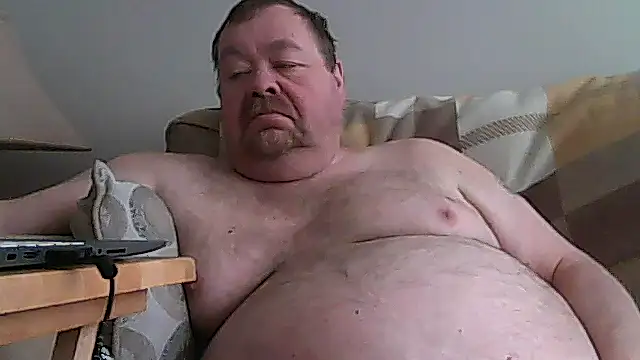 Snapshot of hitman_35 chatting on 05/09/26, 09:09 hitman 35 online show from 05/09/26, 09:09