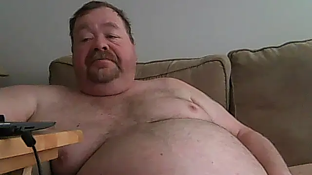 Snapshot of hitman_35 chatting on 05/18/26, 07:31 hitman 35 online show from 05/18/26, 07:31