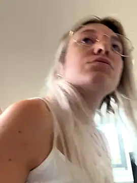 carlaaa online show from 09/11/25, 08:36