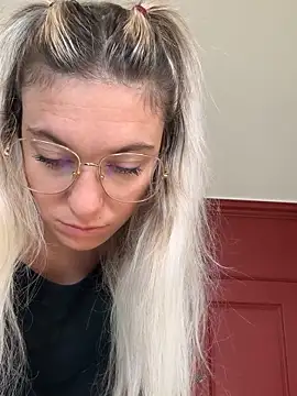 carlaaa online show from 09/14/25, 08:13