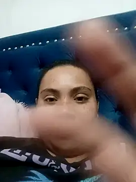 Snapshot of Alia_grey21 chatting on 12/01/25, 02:49 Alia grey21 online show from 12/01/25, 02:49