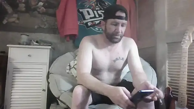 Snapshot of Edward_LongCock chatting on 07/21/26, 03:20 Edward LongCock online show from 07/21/26, 03:20