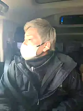 Snapshot of da--------i chatting on 02/26/25, 12:49 da--------i online show from 02/26/25, 12:49