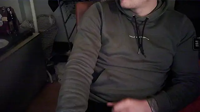 Snapshot of gezelligesiebren chatting on 10/02/25, 11:01 gezelligesiebren online show from 10/02/25, 11:01