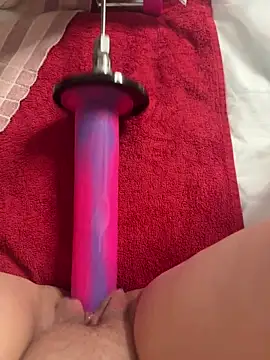 luisa1 online show from 11/28/25, 08:00