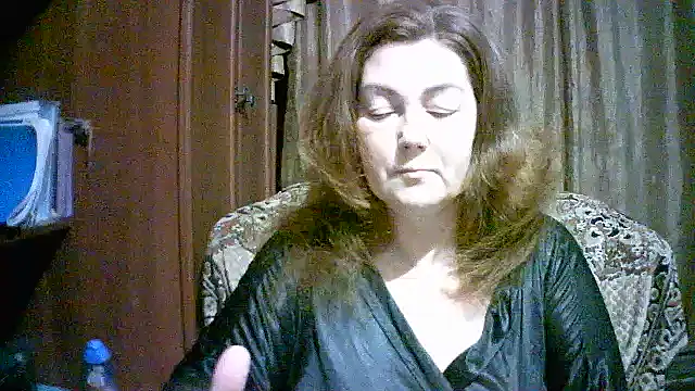 Madame-Butterfly online show from 10/16/25, 02:07