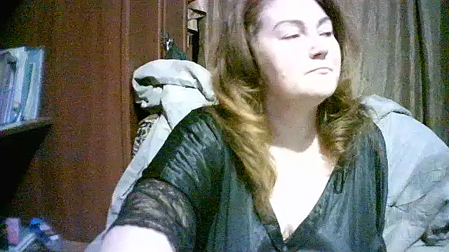 Madame-Butterfly online show from 11/16/25, 07:08