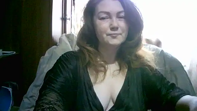 Madame-Butterfly online show from 12/16/25, 06:18