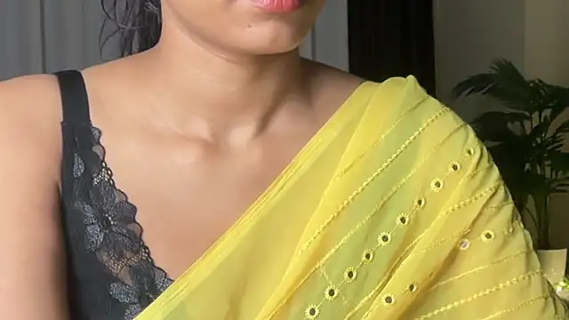 Snapshot of sexy_m23 chatting on 10/31/25, 05:36 sexy m23 online show from 10/31/25, 05:36