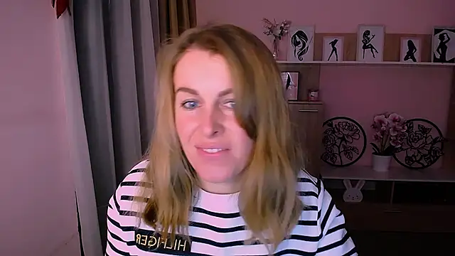 Hot Milady online show from 12/18/24, 08:09