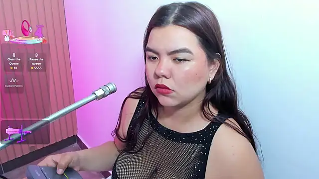 klhoe boobs online show from 06/29/26, 03:46