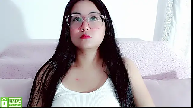 Snapshot of mariana_katto chatting on 11/13/25, 06:40 mariana katto online show from 11/13/25, 06:40