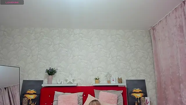 KattyPeachX online show from 04/30/26, 01:12