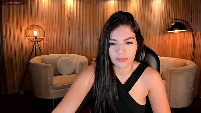 Snapshot of ValeriaRoldanX chatting on 09/30/25, 03:22 ValeriaRoldanX online show from 09/30/25, 03:22