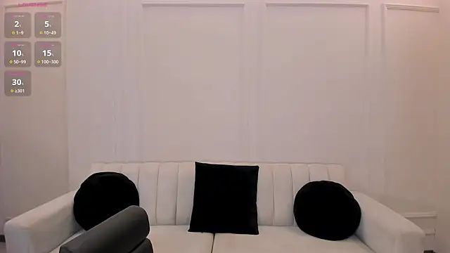 Snapshot of ValeriaRoldanX chatting on 06/16/26, 06:21 ValeriaRoldanX online show from 06/16/26, 06:21